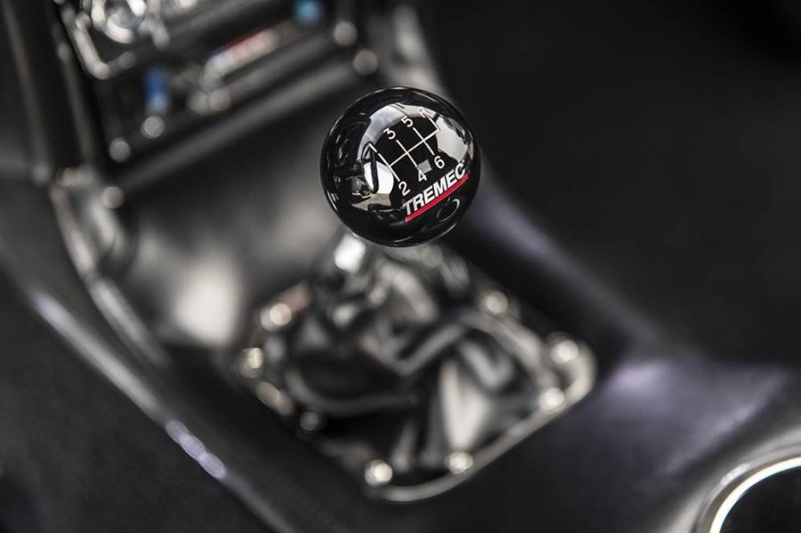 Детали интерьера Ford Mustang Mach 1 1000 HP Twin Turbo by Classic Recreations 2020 года  (фото 19 из 22)